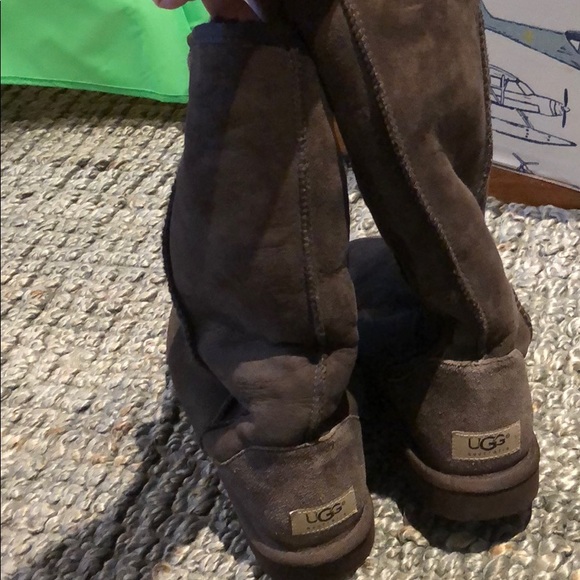 Boots - Picture 2 of 3